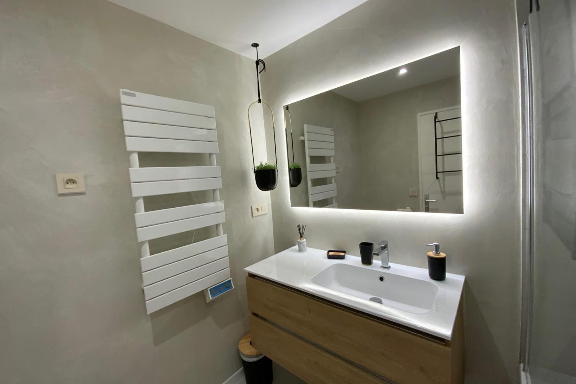 Aesthetics - 2 Bedrooms And Secure Parking! Montpellier Exteriér fotografie
